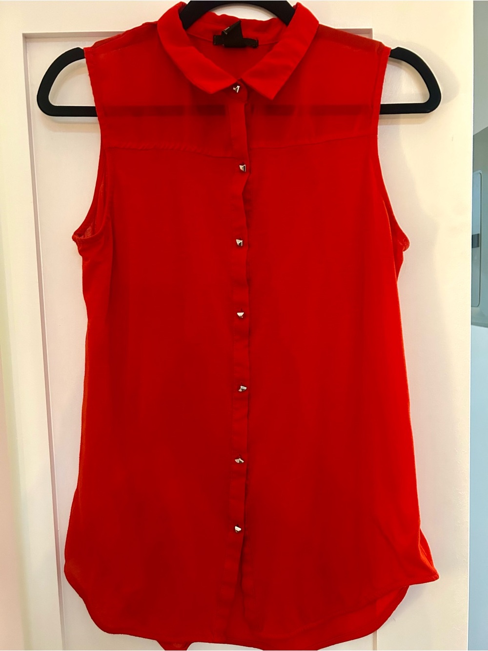 H&M Sleeveless Button-Front Red Blouse